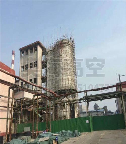 化肥厂造粒塔人工拆除