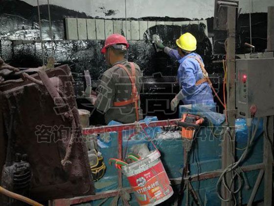 防腐施工现场